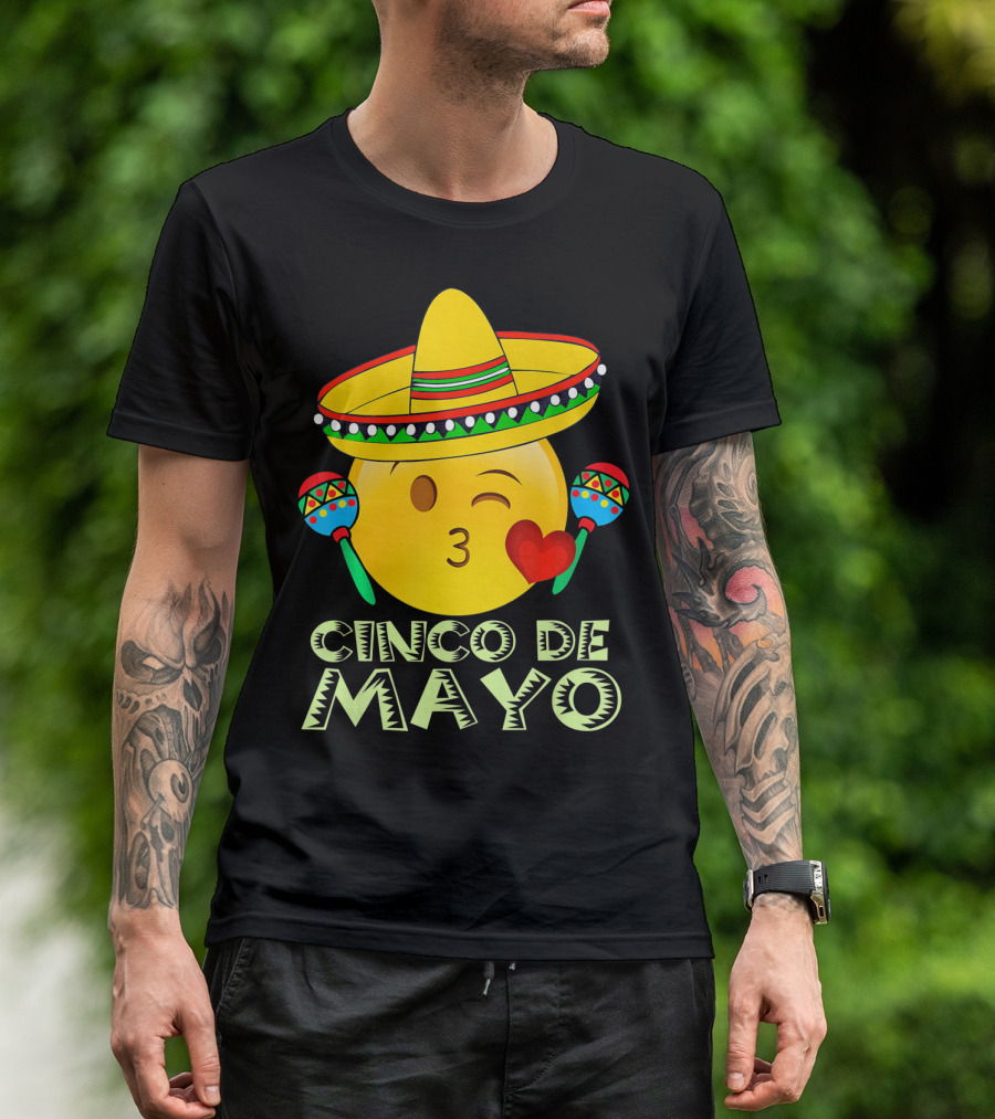 Cinco De Mayo Emoji Sombrero Maracas Kids Women Kisses T-Shirt