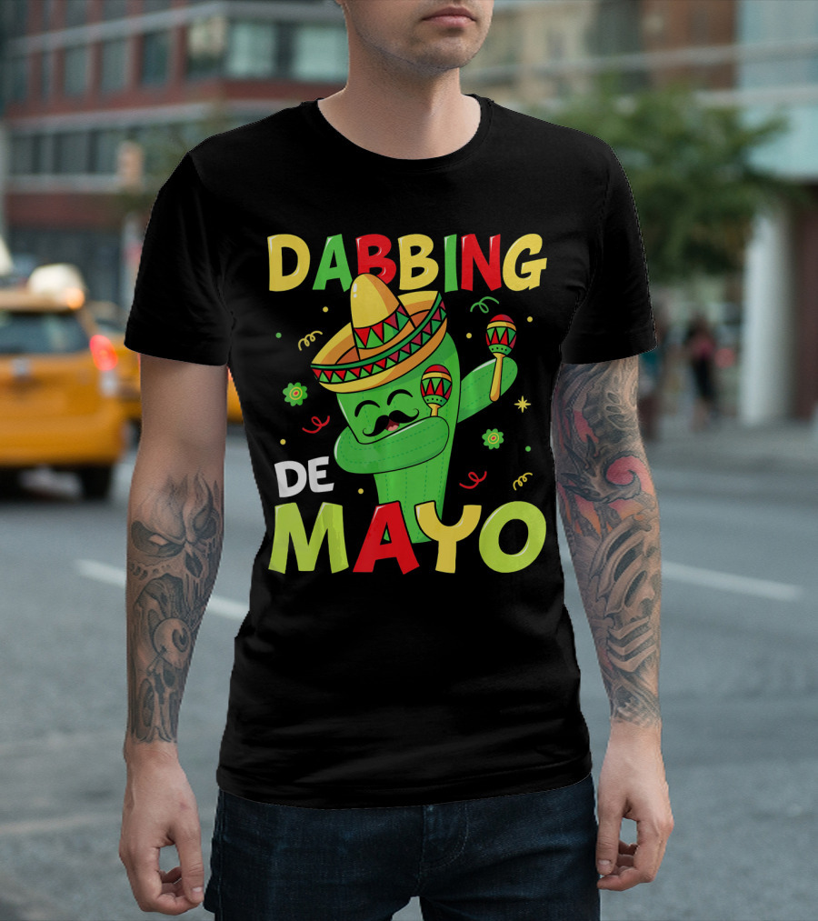 Dabbing Cactus Cinco De Mayo Sombrero Maracas T-Shirt