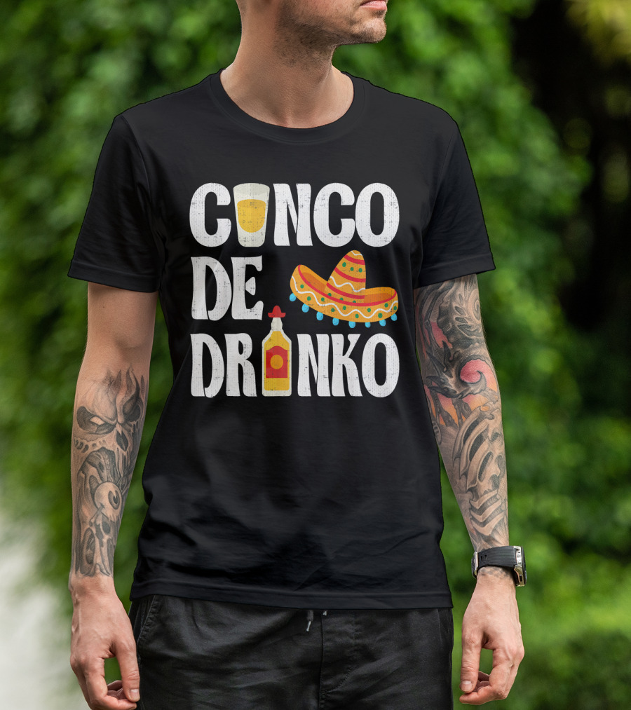 Cinco De Drinko Sombrero Tequila Glass Cinco De Mayo Funny Dr T-Shirt