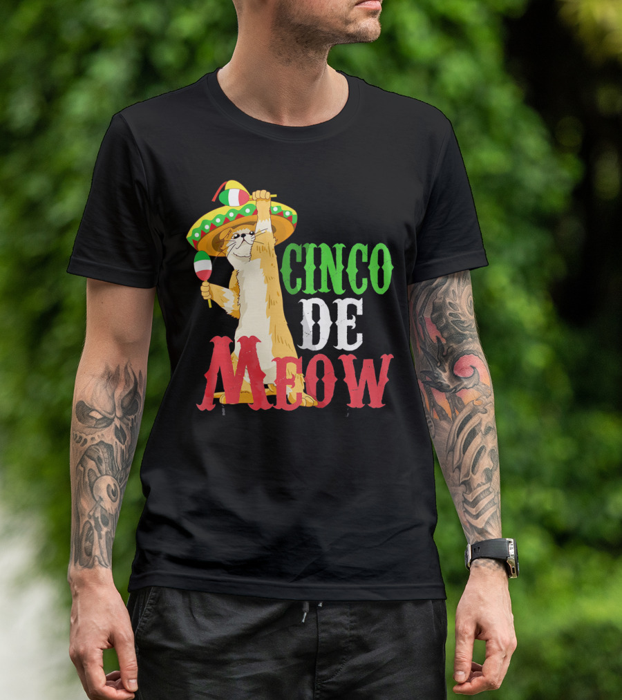 Cinco De Mayo Cinco De Meow Cat Sombrero Maracas T-Shirt