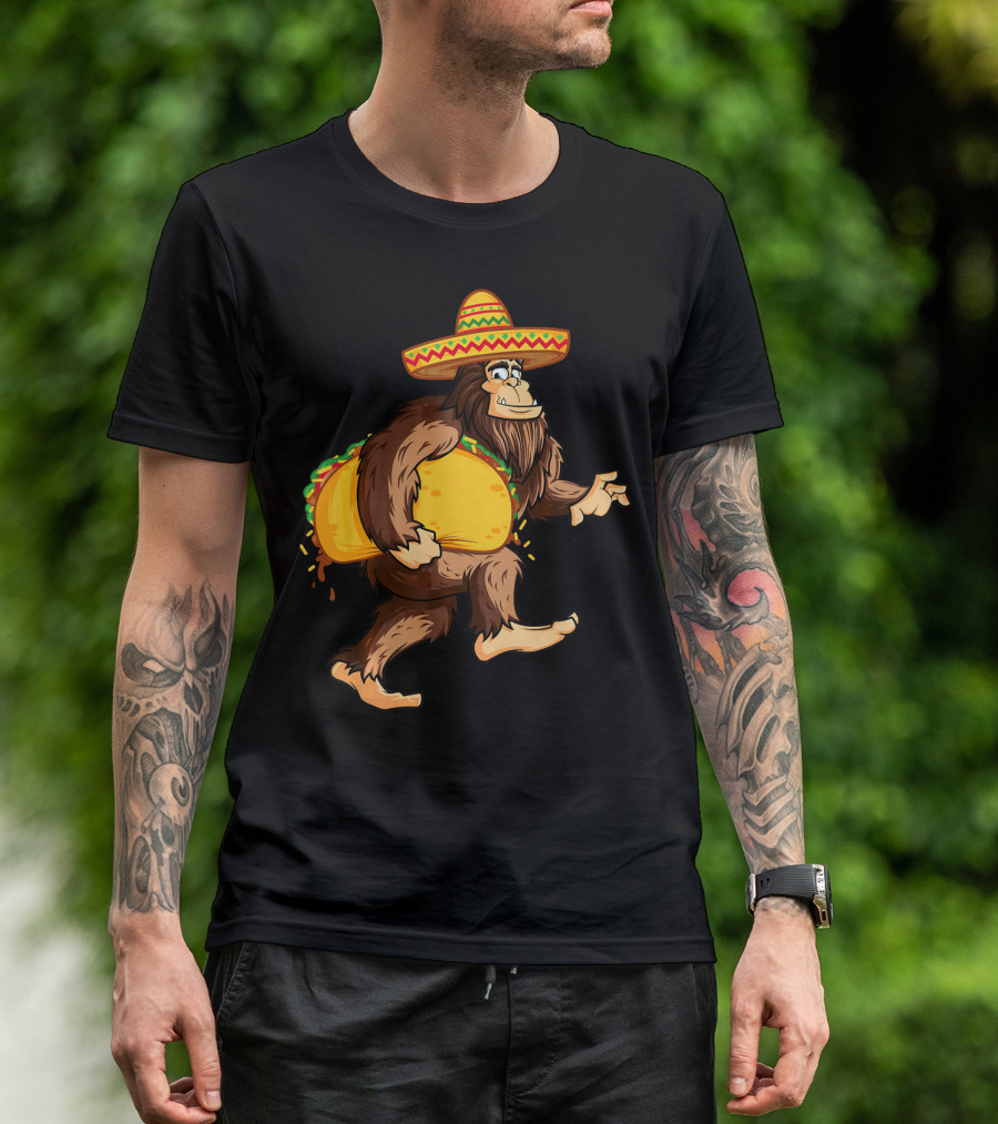 Bigfoot Celebrating Cinco De Mayo With Sombrero And Taco T-Shirt
