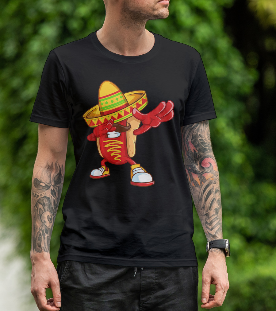 Funny Dabbing Hotdog Sombrero Mexican Cinco De Mayo T-Shirt