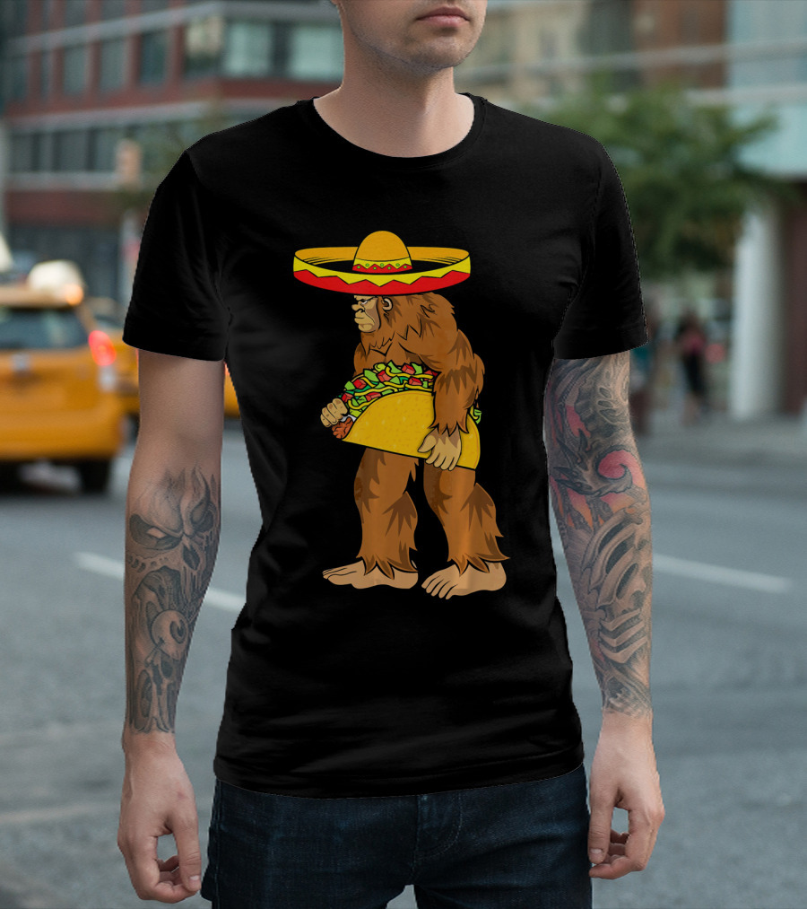 Bigfoot Carrying Taco Sombrero Cinco De Mayo T-Shirt