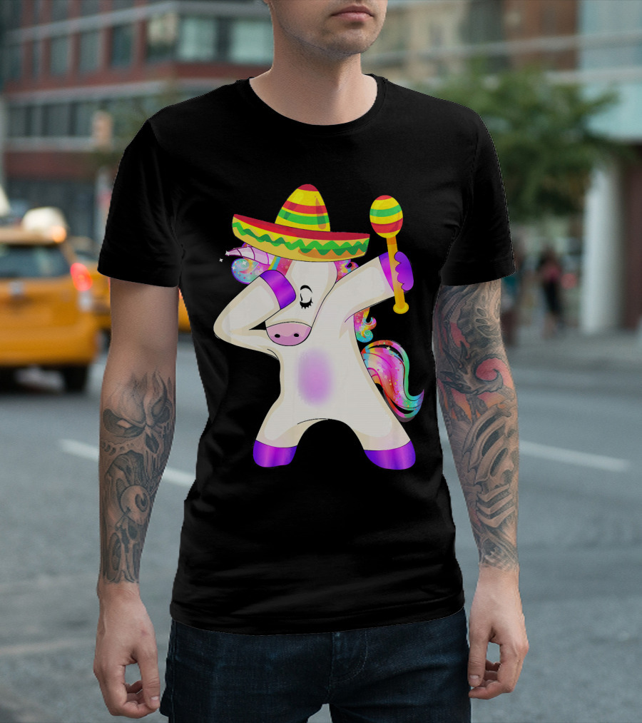 Cinco De Mayo Dabbing Unicorn Sombrero Maracas T-Shirt