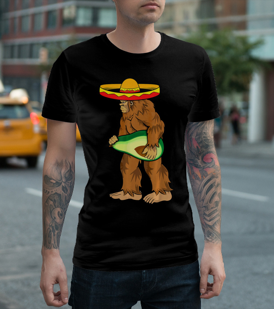 Bigfoot Sombrero Avocado Cinco De Mayo T-Shirt