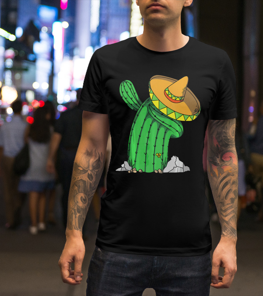 Cinco De Mayo Dabbing Cactus With Sombrero Fun T-Shirt