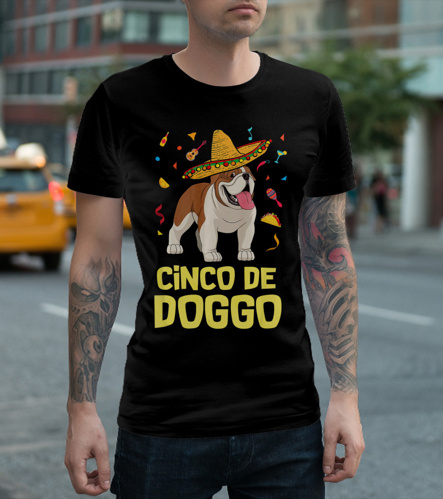 Cinco De Doggo Taco Sombrero English Bulldog T-Shirt