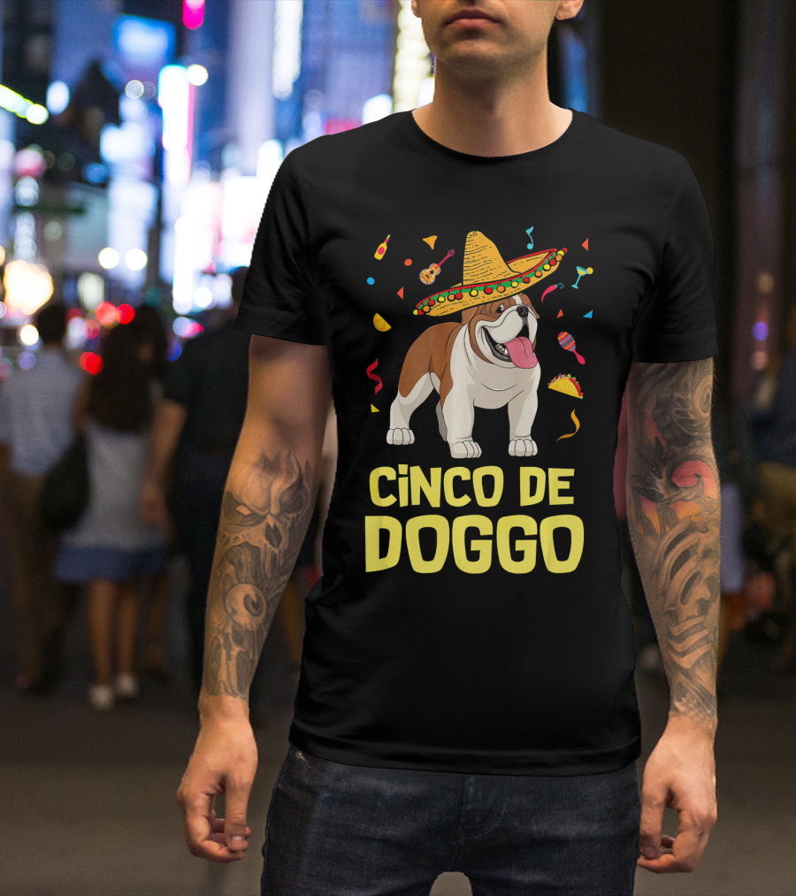 Cinco De Doggo Taco Sombrero English Bulldog T-Shirt