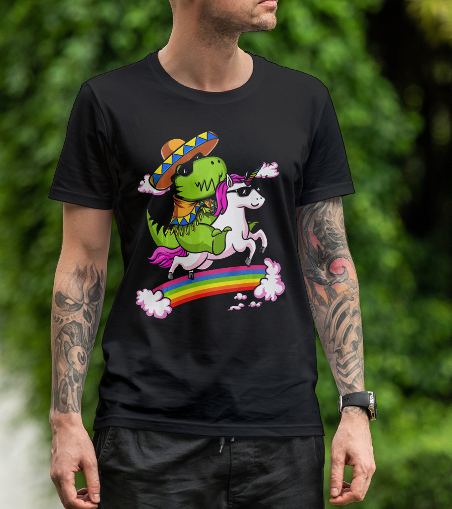 T Rex Dinosaur Riding Unicorn Cinco De Mayo Rainbow Sombrero Sunglasses T-Shirt