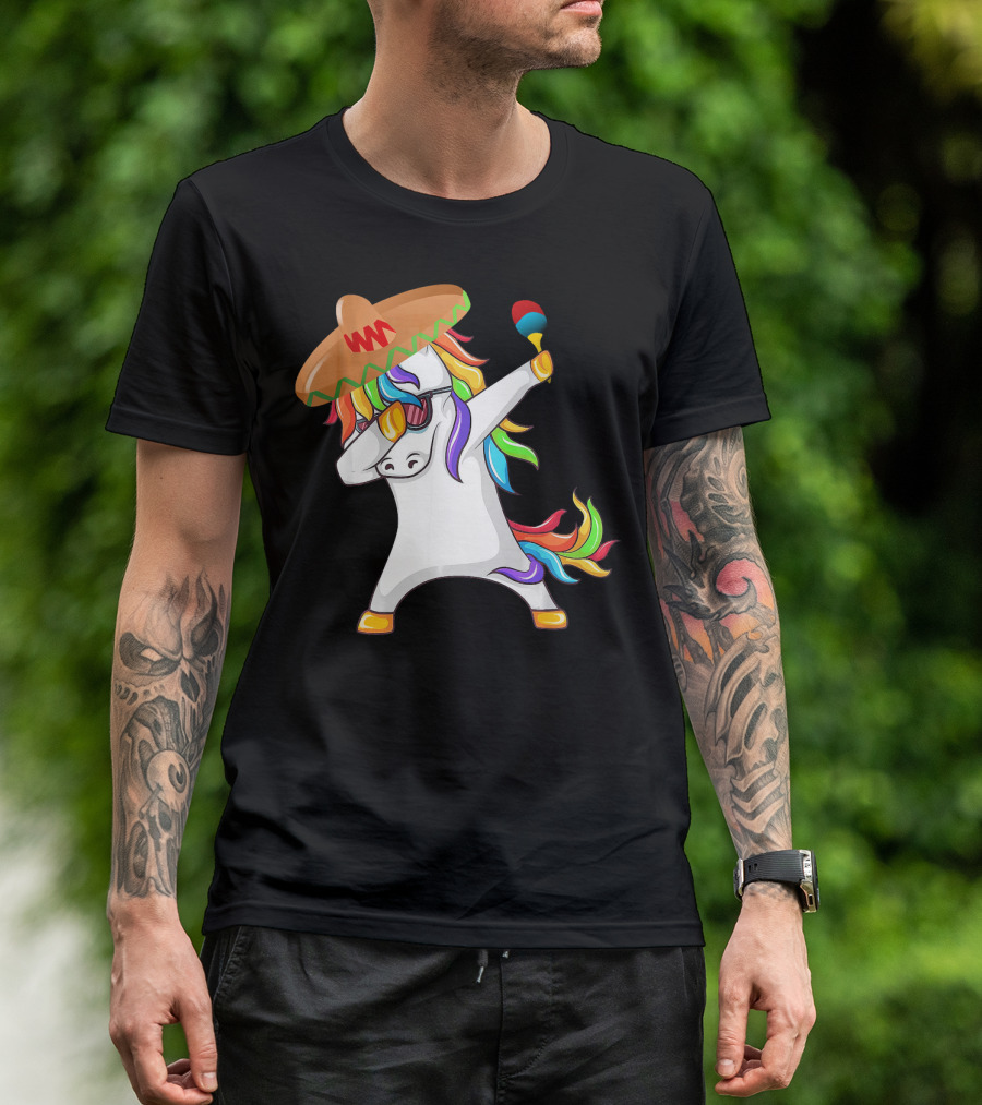 Sombrero Unicorn Dabbing With Maracas Cinco De Mayo T-Shirt