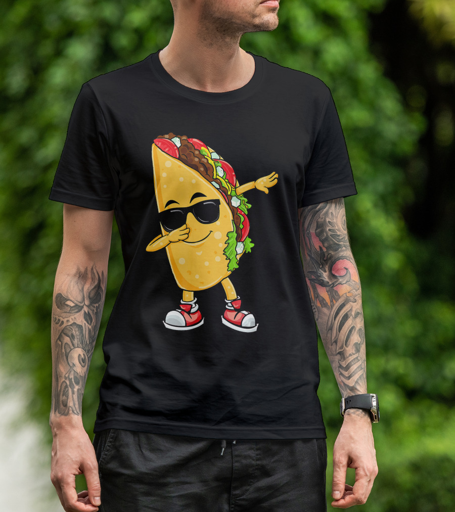 Dabbing Taco Cinco De Mayo Celebration Fun With Sunglasses T-Shirt