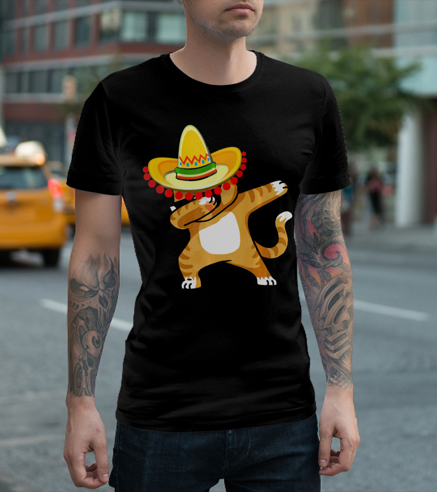 Cinco De Mayo Cat Dabbing Sombrero Fun T-Shirt