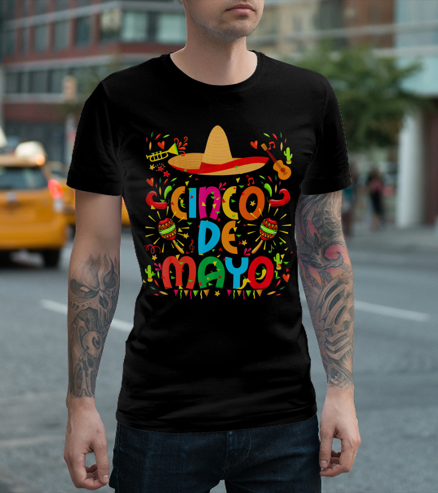 Cinco De Mayo Sombrero Trumpet Guitar Maracas Cactus T-Shirt
