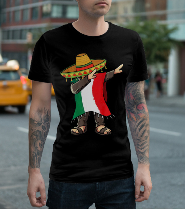 Mexican Flag Poncho Man Dabbing Cinco De Mayo Sombrero T-Shirt