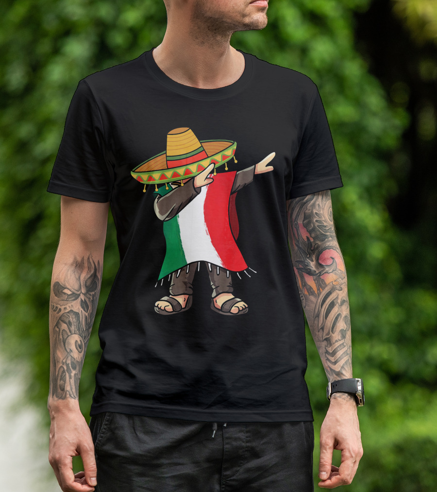 Mexican Flag Poncho Man Dabbing Cinco De Mayo Sombrero T-Shirt