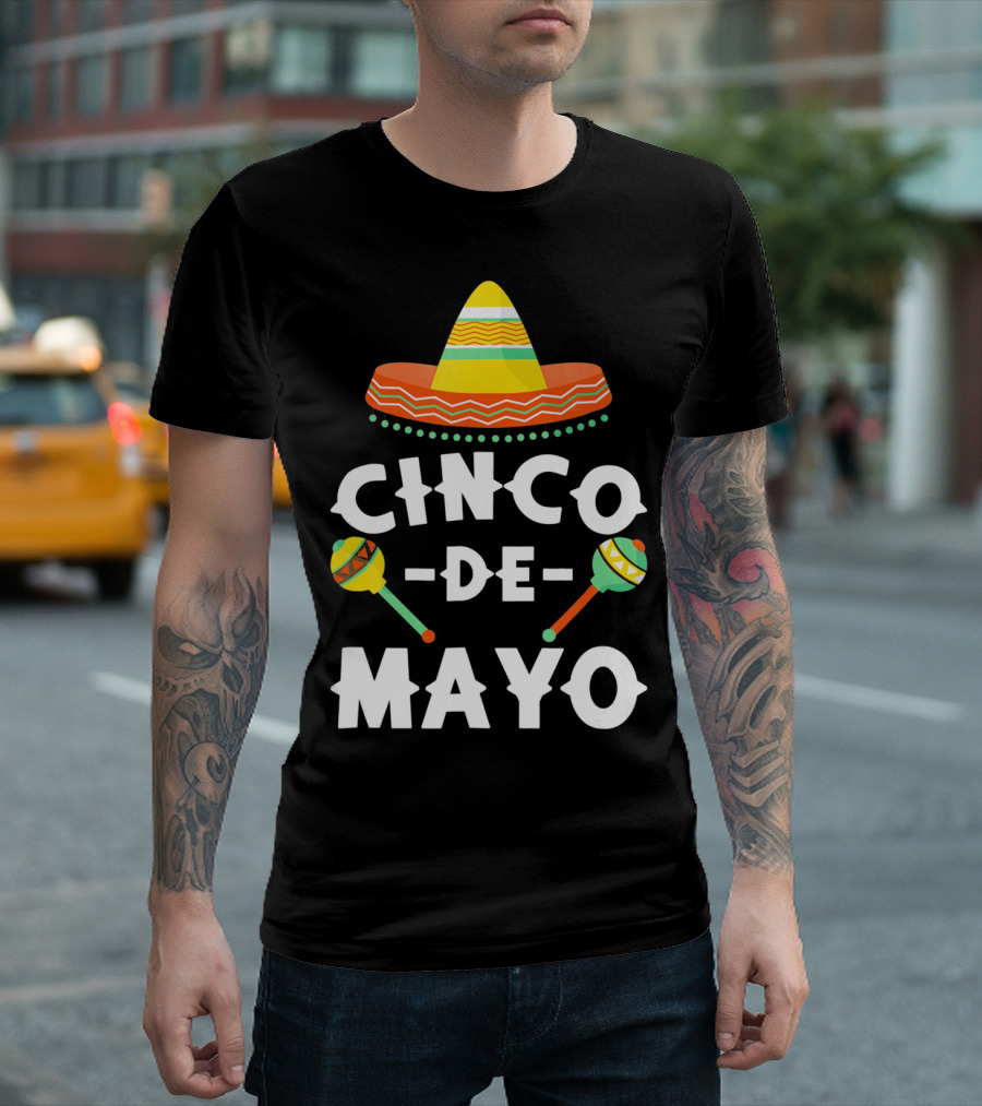 Cinco De Mayo Sombrero And Maracas T-Shirt