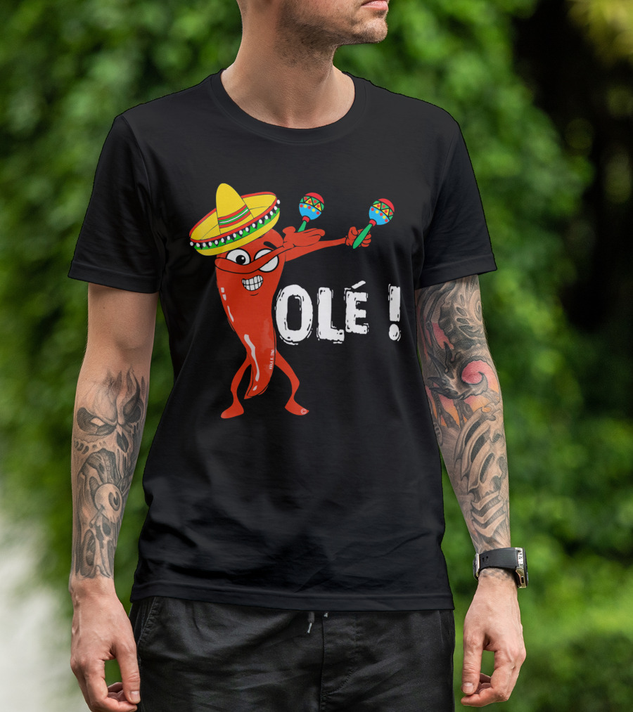 Olé Cinco De Mayo Dancing Chili With Sombrero And Maracas T-Shirt