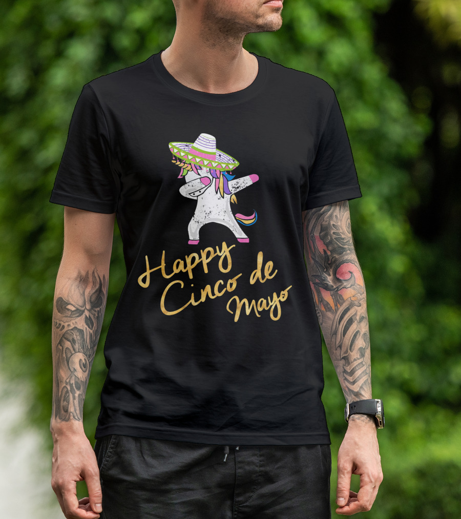 Happy Cinco De Mayo Dabbing Unicorn With Sombrero T-Shirt