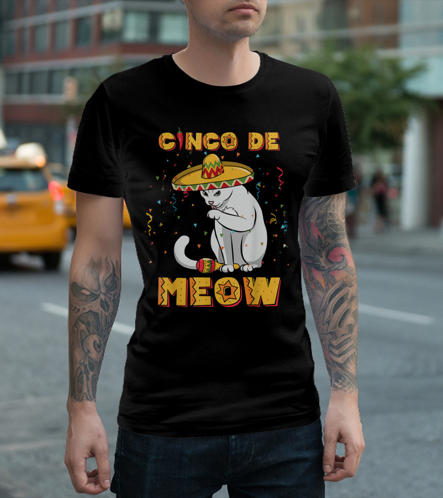 Cinco De Meow Cat in Sombrero Confetti T-Shirt
