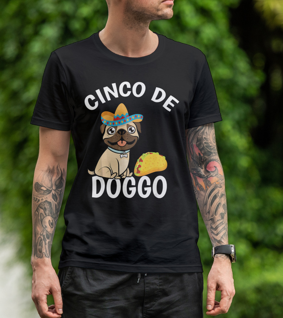 Cinco De Doggo Mexican Pug Sombrero Taco T-Shirt