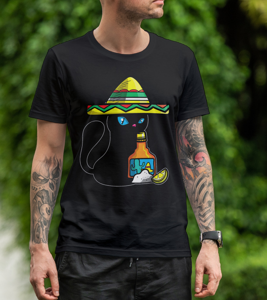 Cinco De Mayo Women With Cat In Sombrero Holding Tequila And Lime T-Shirt