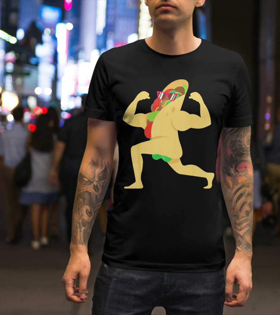 Muscle Beach Taco Funny Mexican Cinco De Mayo Flexing Bodybuilder T-Shirt