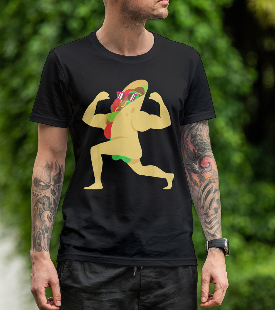 Muscle Beach Taco Funny Mexican Cinco De Mayo Flexing Bodybuilder T-Shirt