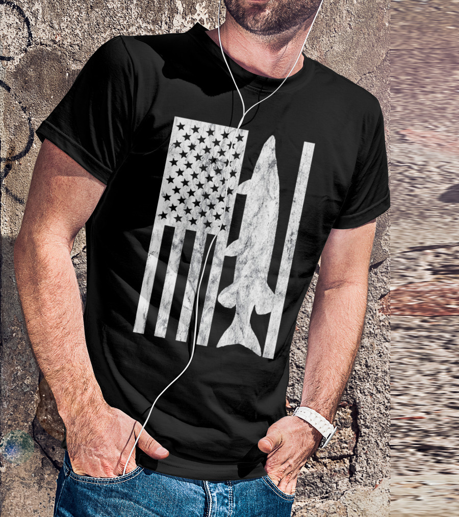 American Flag Musky Fishing T-Shirt