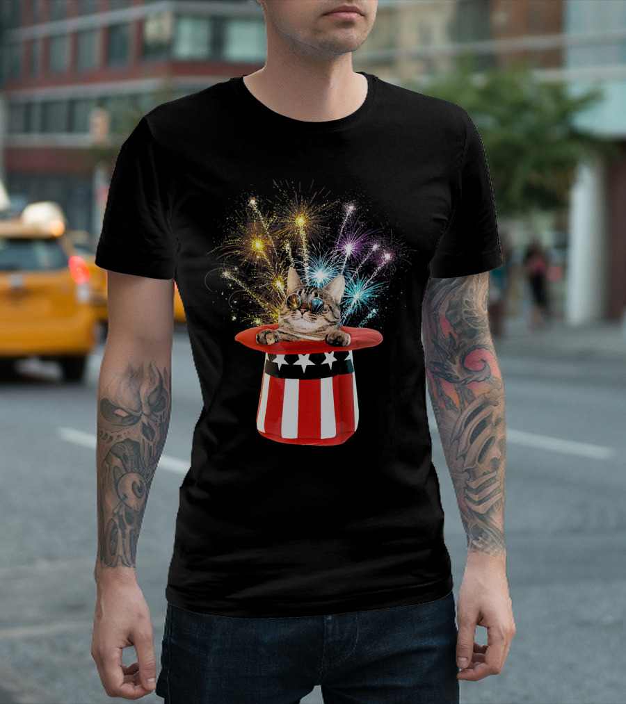 Cat Fireworks Celebration USA Patriotic July 4th Fun T-Shirt
