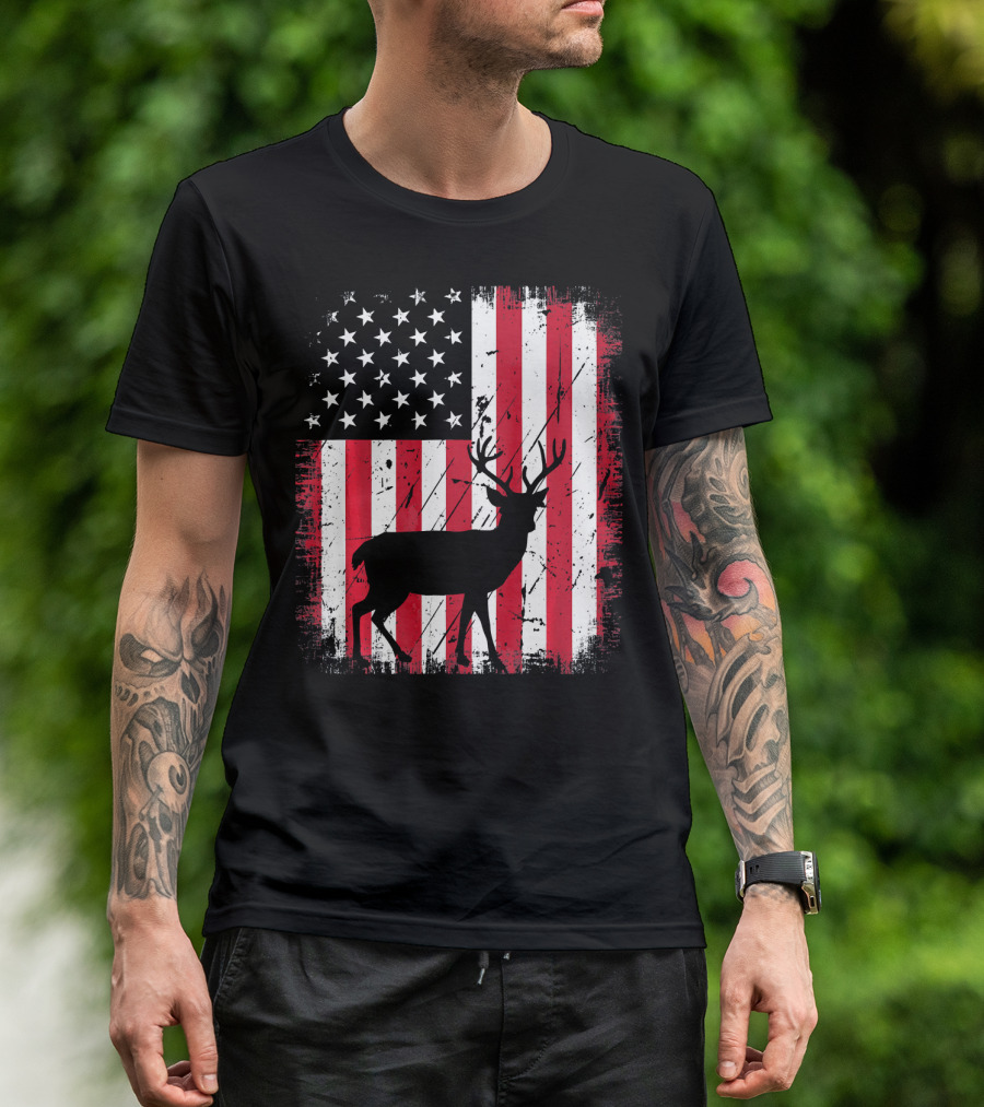 Vintage Deer USA American Flag Fourth Of July T-Shirt