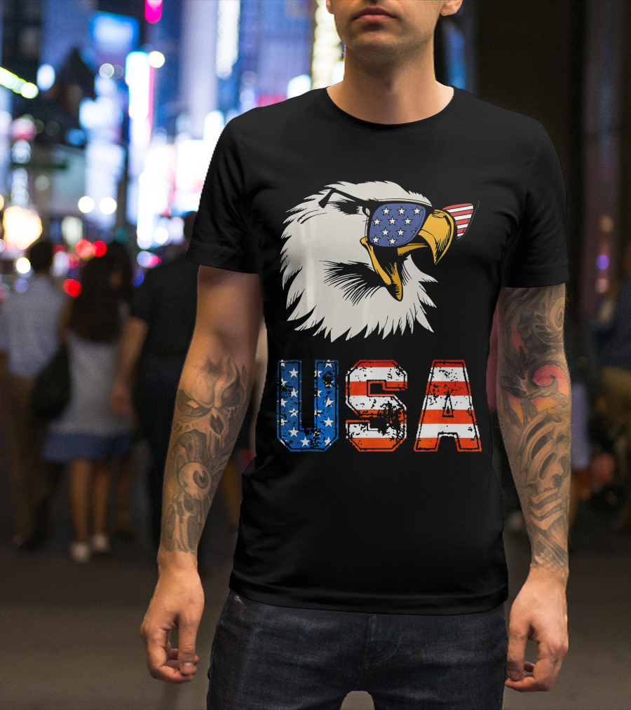 USA Patriotic Eagle American Eagle Flag Sunglasses T-Shirt