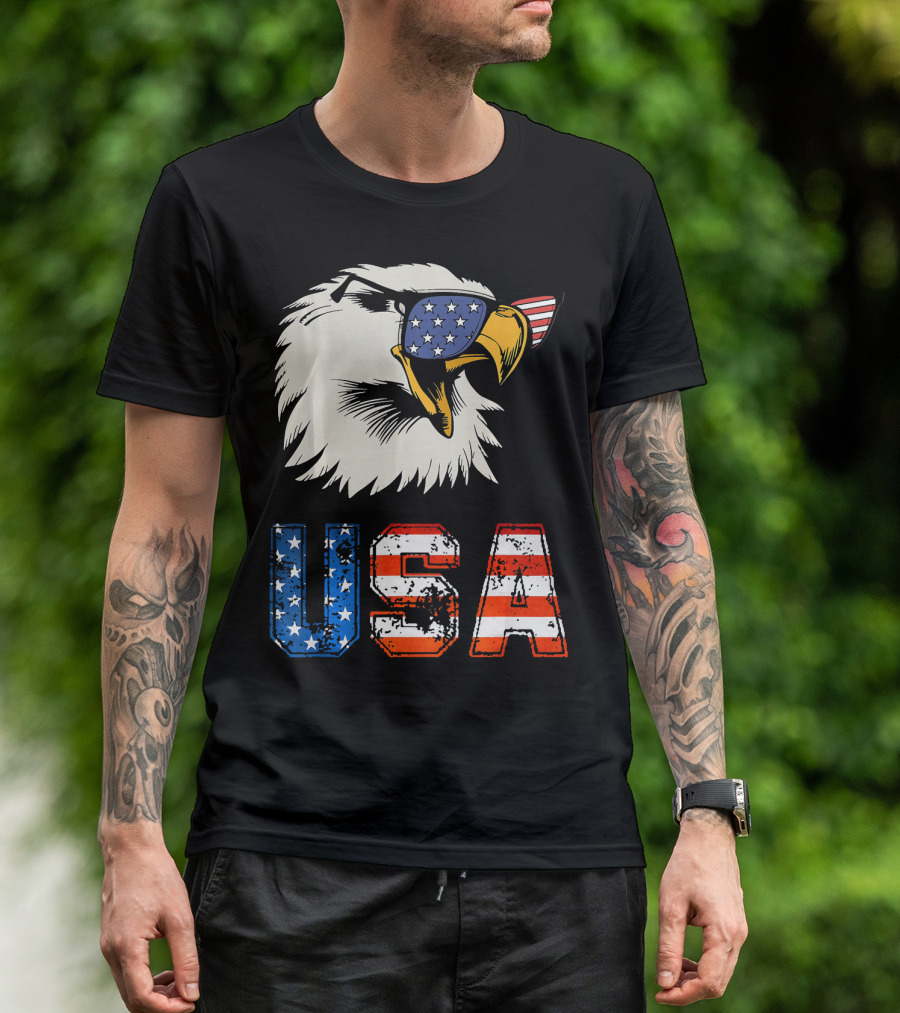 USA Patriotic Eagle American Eagle Flag Sunglasses T-Shirt