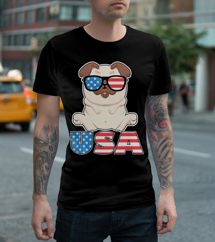 USA 4th of July Patriotic Pug Wearing American Flag Sunglasses T-Shirt