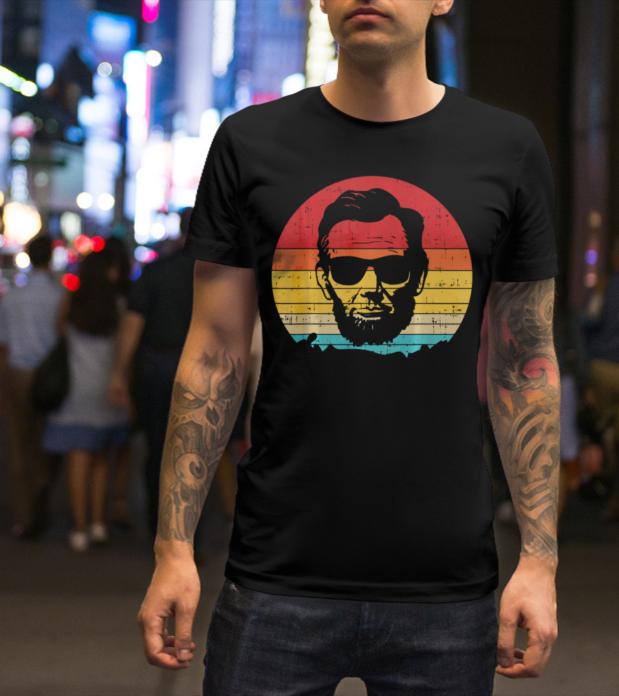 4th Of July Retro Sunset Lincoln With Sunglasses T-Shirt