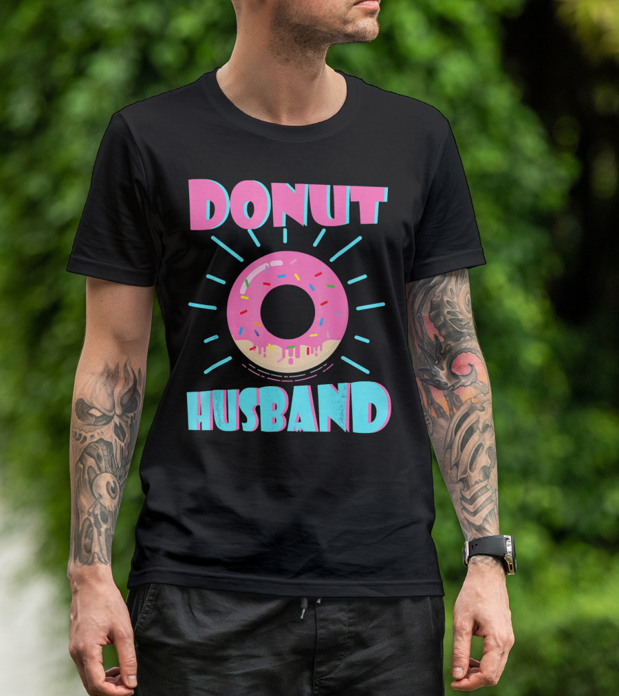 Donut Husband Pink Frosted Donut With Sprinkles T-Shirt