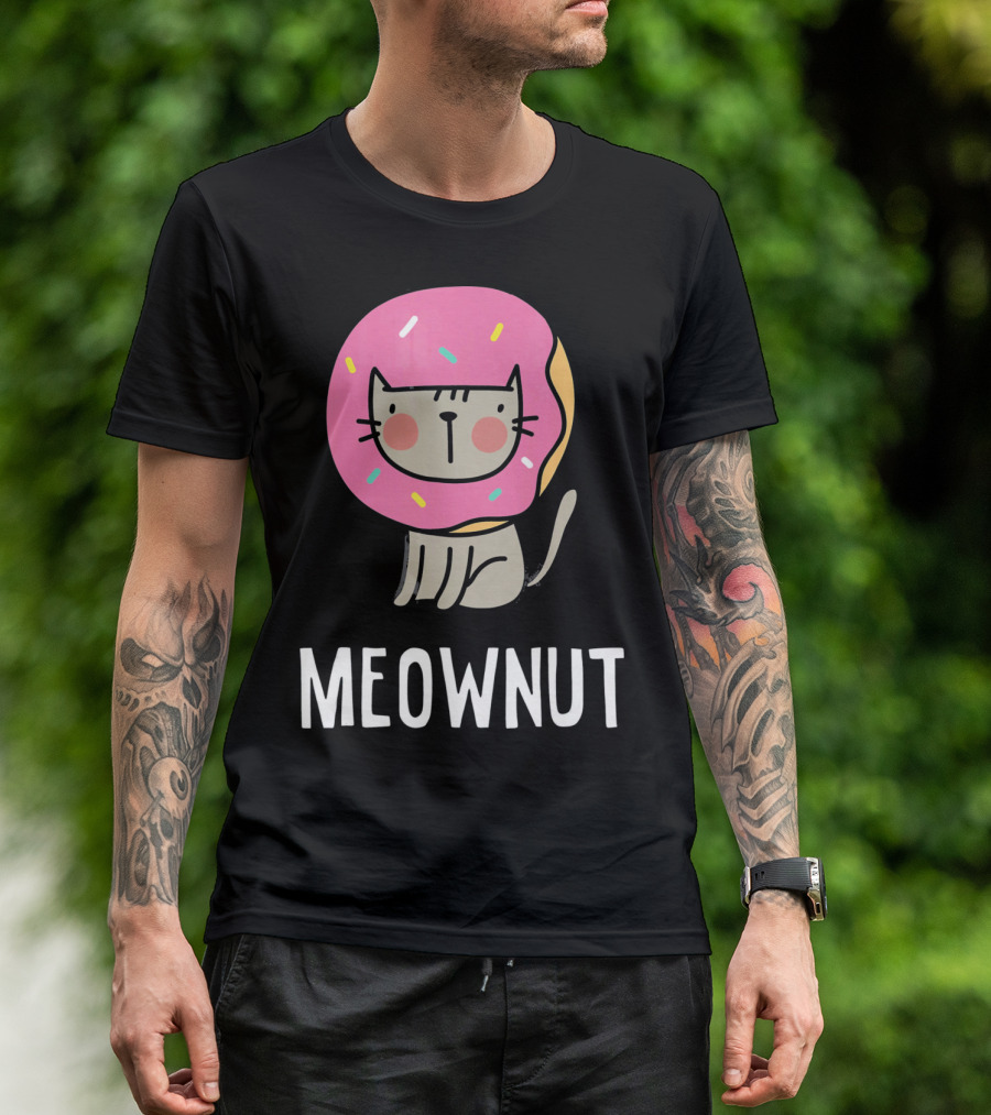Cute Donut Cat Pun Meownut Funny Meownut T-Shirt