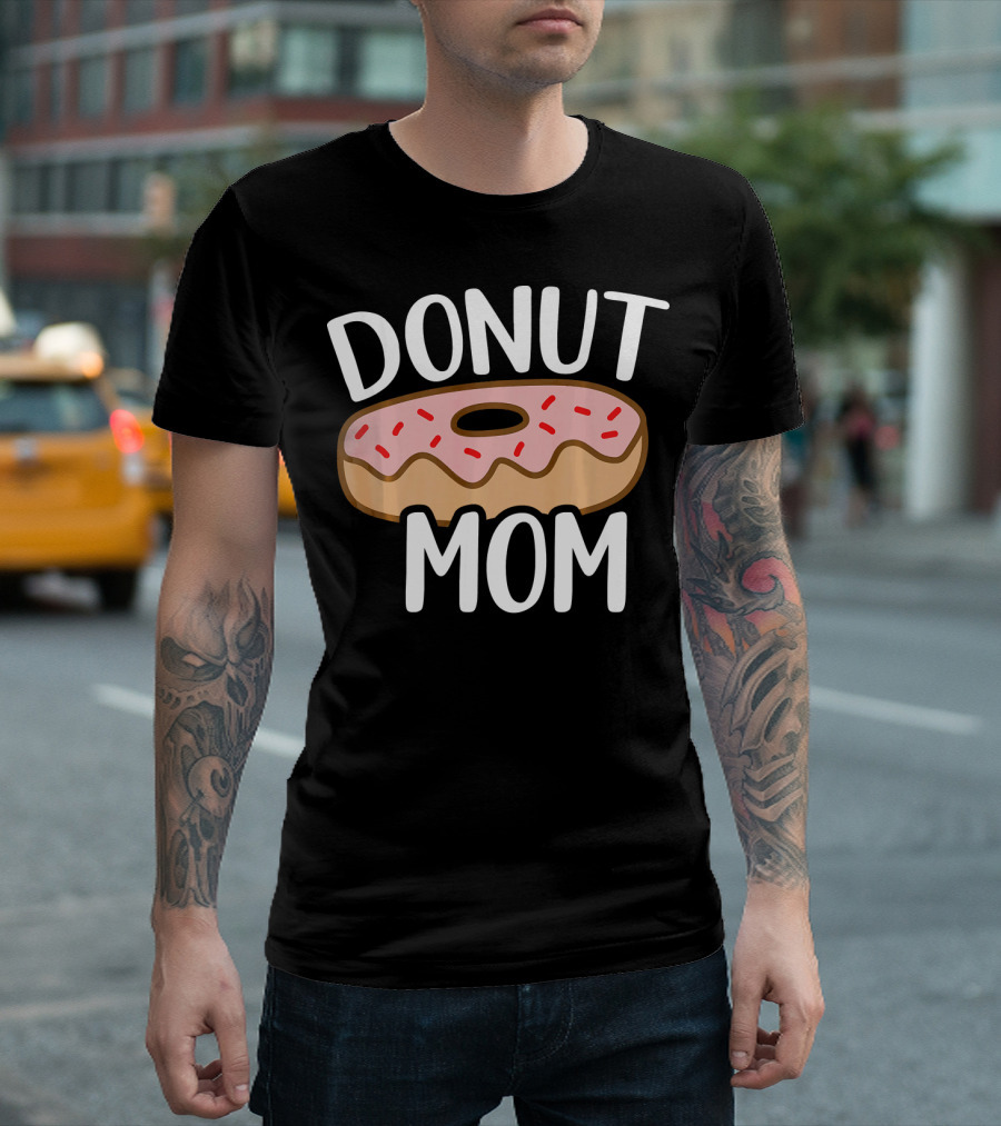 Donut Mom Birthday Party T-Shirt