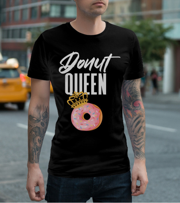 Donut Queen Sprinkled Women And Girls Pink Donut With Crown T-Shirt