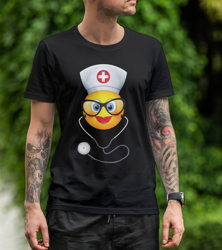 Nurse Halloween Funny Emoji Glasses Stethoscope T-Shirt