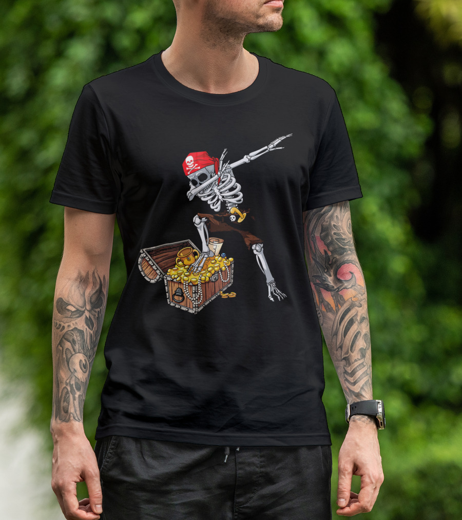 Dabbing Pirate Skeleton With Treasure Chest And Red Skull Bandana T-Shirt
