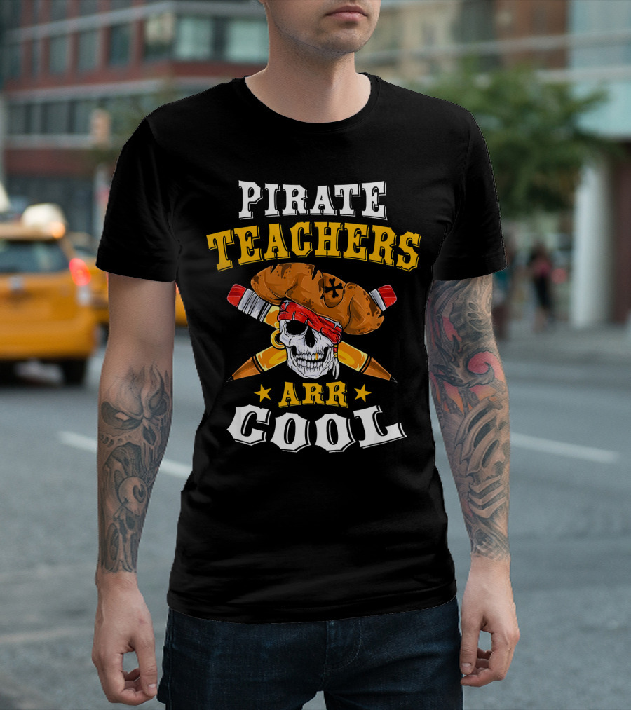 Pirate Teachers ARR Cool Skull Halloween T-Shirt