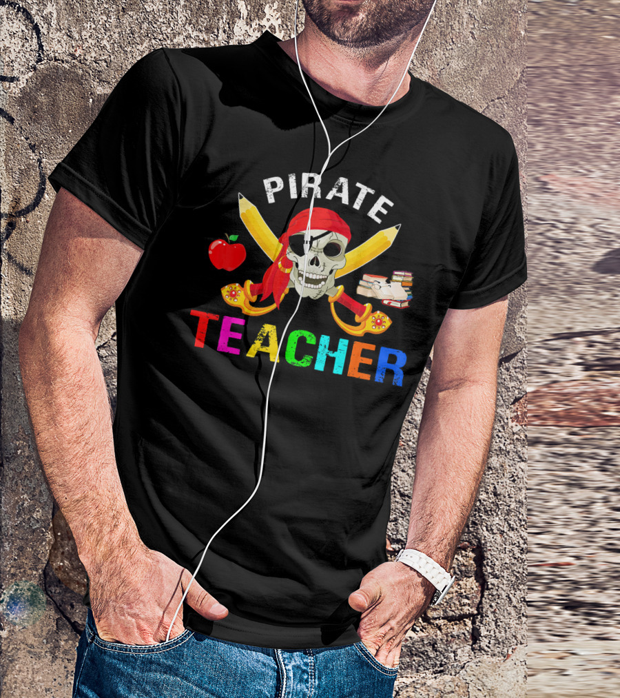 Pirate Teacher Skull Apple Books Halloween T-Shirt