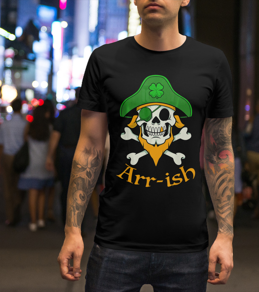 Arr-ish Pirate Skull With Shamrock Hat For St Patrick's Day T-Shirt