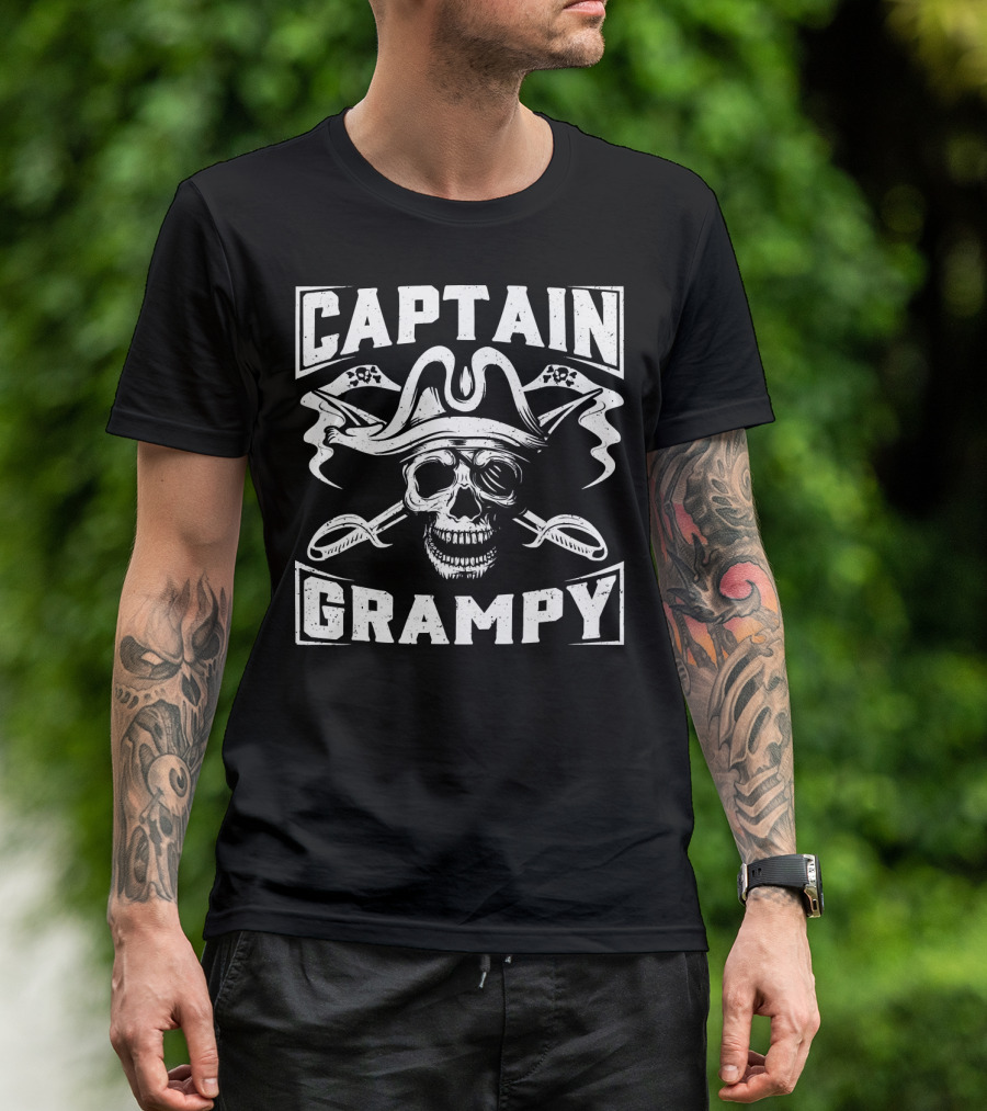 Captain Grampy Pirate Skull And Crossed Swords Motif T-Shirt