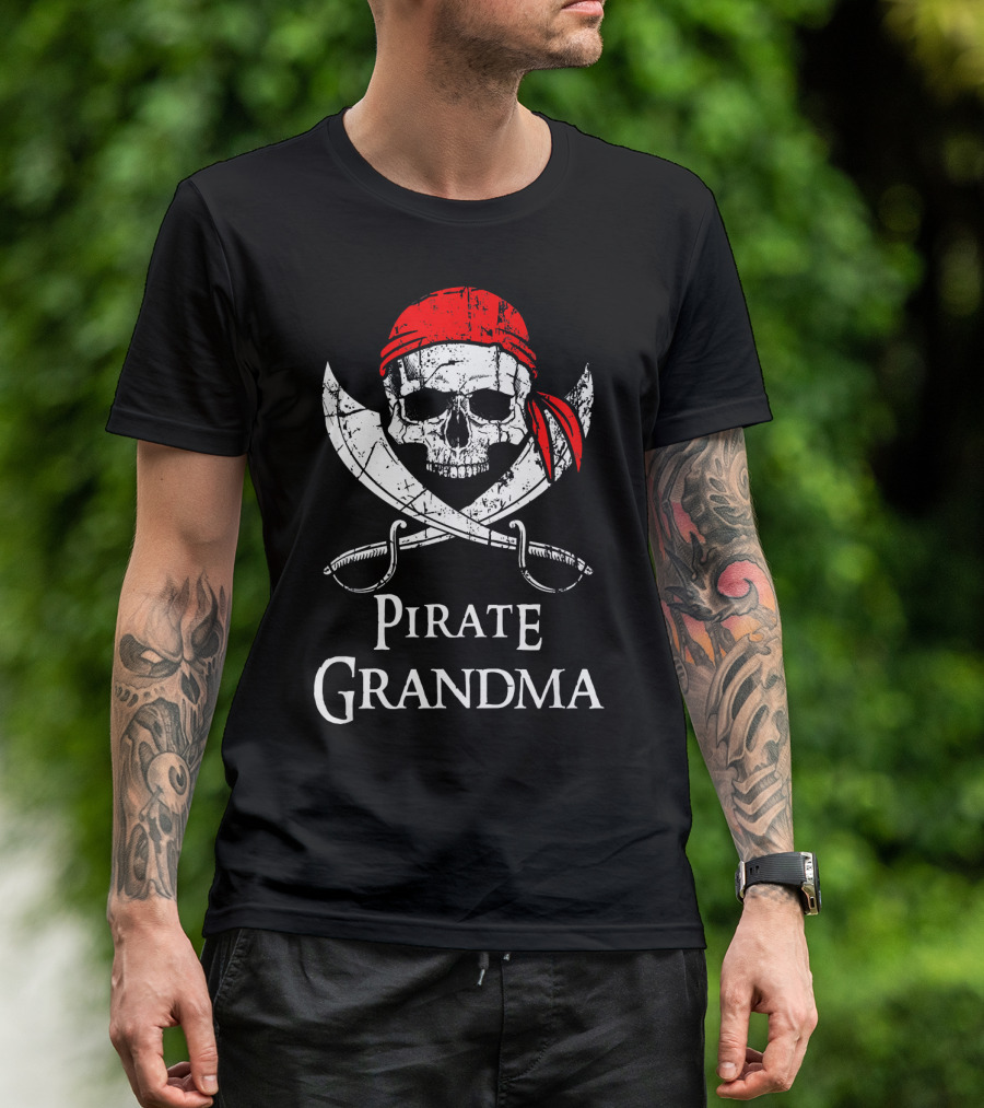 Pirate Grandma Skull Bandana Crossed Swords Flag T-Shirt