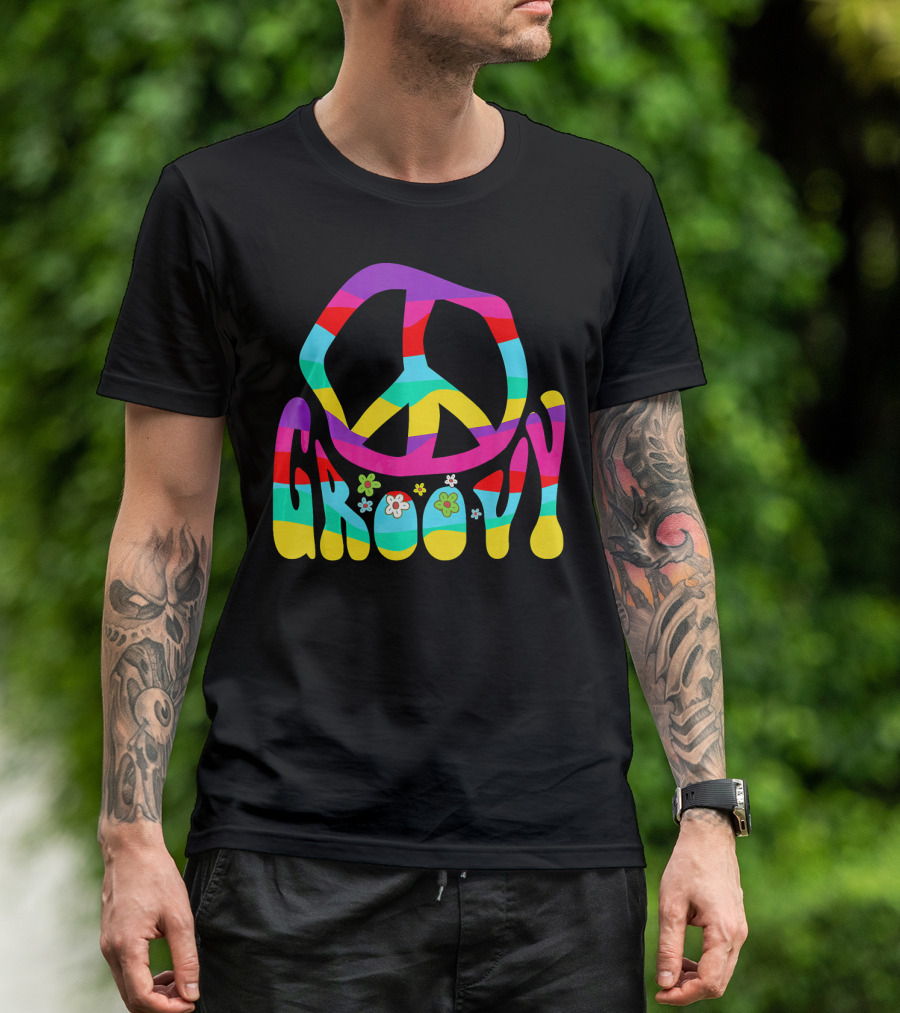 Groovy Rainbow Colorful Peace Sign Symbol With Flowers 60s 70s T-Shirt