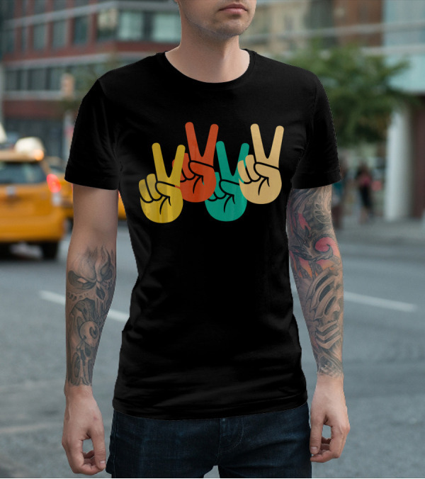 Retro Vintage Peace Love 60s 70s Colorful Peace Sign Hands T-Shirt