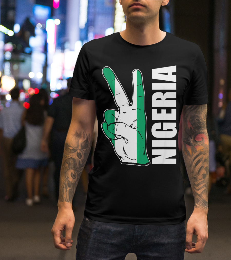 Nigerian Pride Peace Gesture With Nigeria Flag Colors And Nigeria Text T-Shirt