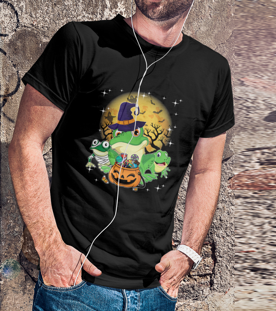 Three Frogs Mummy Witch Moon Ghosts Halloween Pumpkin T-Shirt