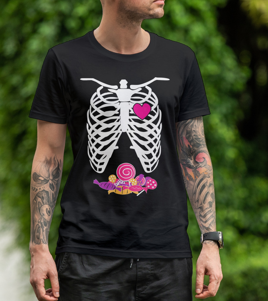 Halloween XRay Skeleton Rib Cage Heart Candy T-Shirt